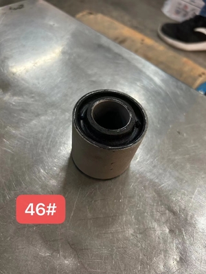 AZ1642430061 Flip Bushing Gummi Flip Bushing Gummi Bush Tilting Shaft Bush SINOTRUCK HOWO Lkw-Teile
